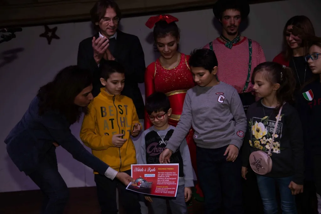 I vincitori del secondo premio contest illustra il tuo natale  classi 4a e 4b primaria verolengo