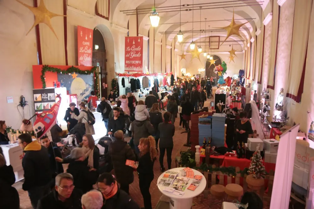 Stai cercando un mercatino di natale in Piemonte per esporre le tue creazioni?