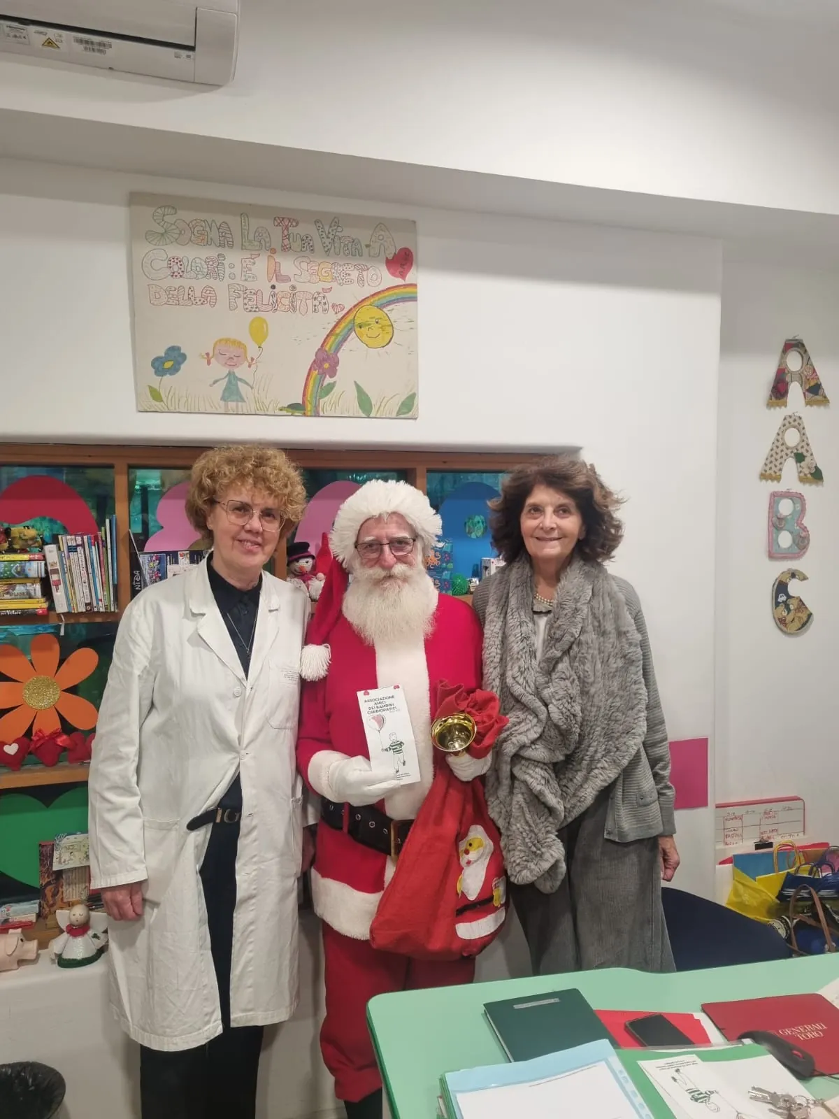 Babbo Natale ha fatto tappa all’Ospedale Infantile Regina Margherita